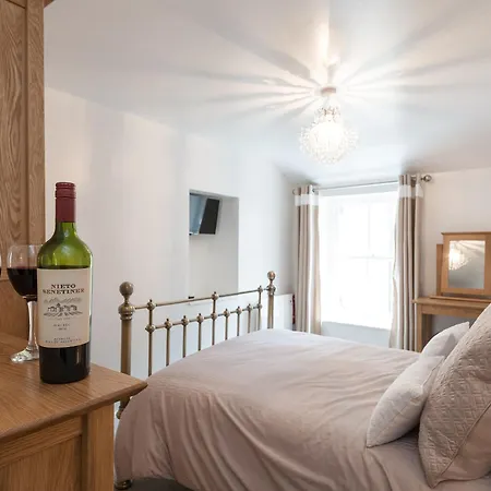 One Beckside * Staithes