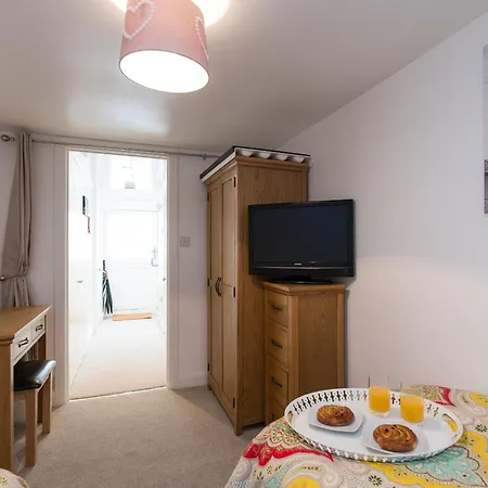 One Beckside 펜션 *