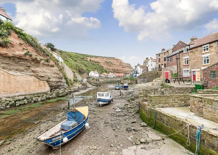 One Beckside Staithes