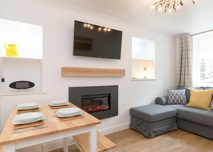 One Beckside * Staithes