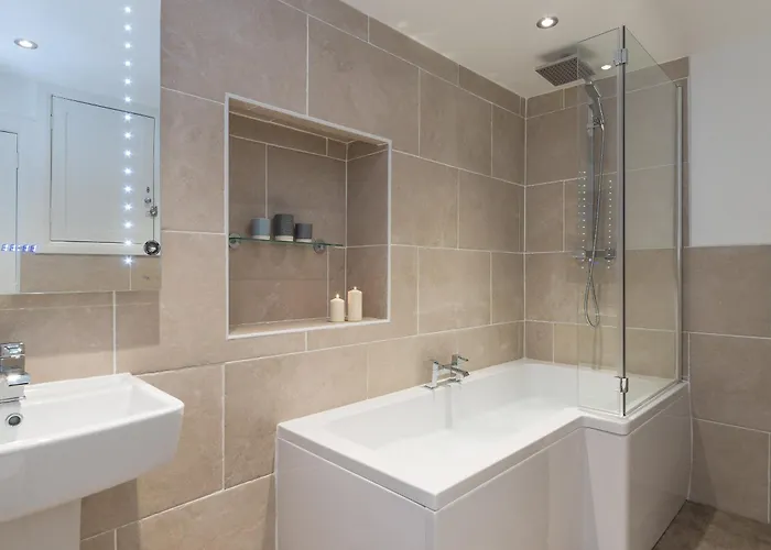 One Beckside Staithes